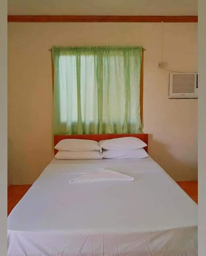 Gold Star Inn Siquijor Δωμάτιο φωτογραφία